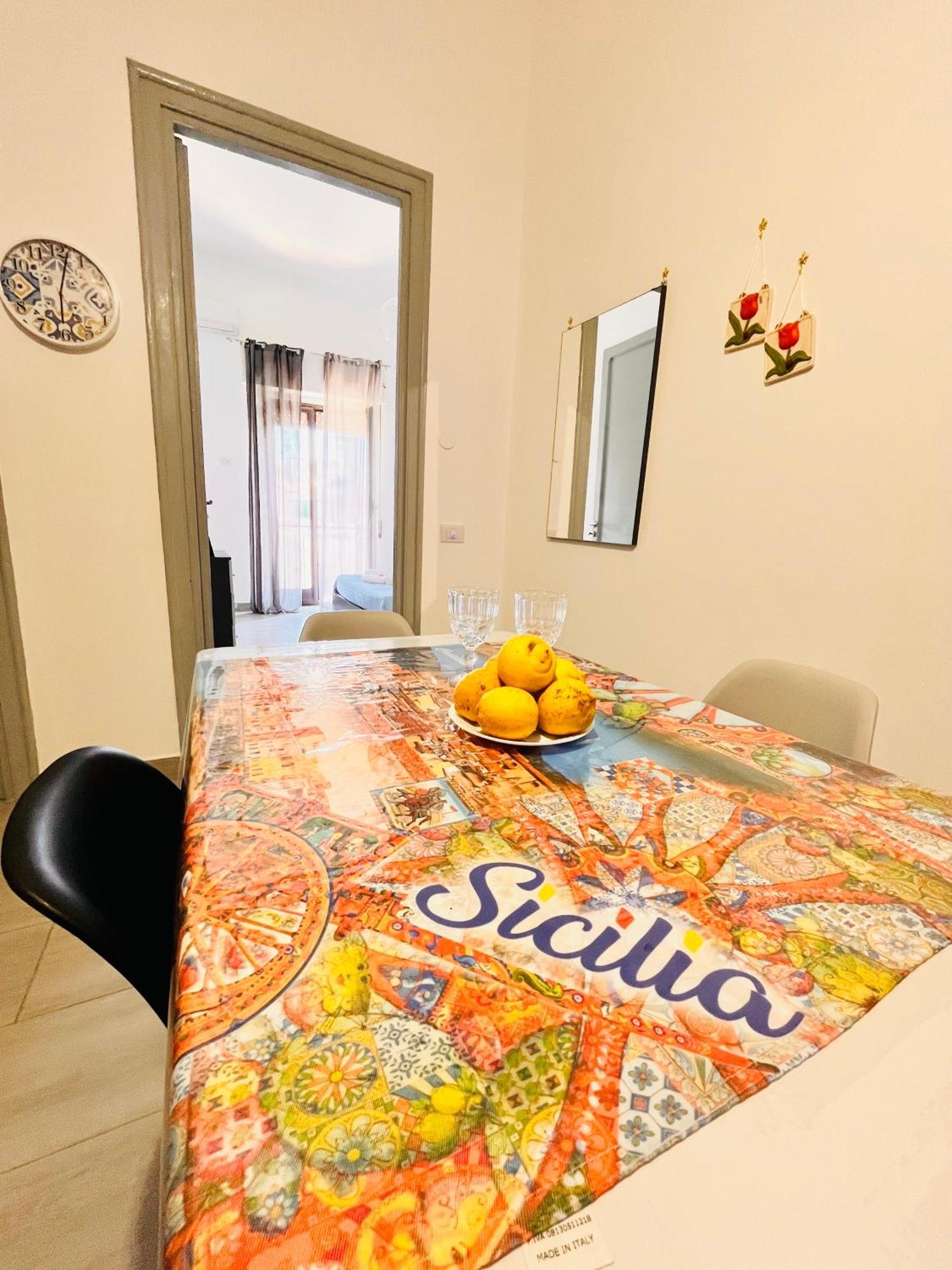 Casa Vacanza Cuto Bagheria Bagian luar foto