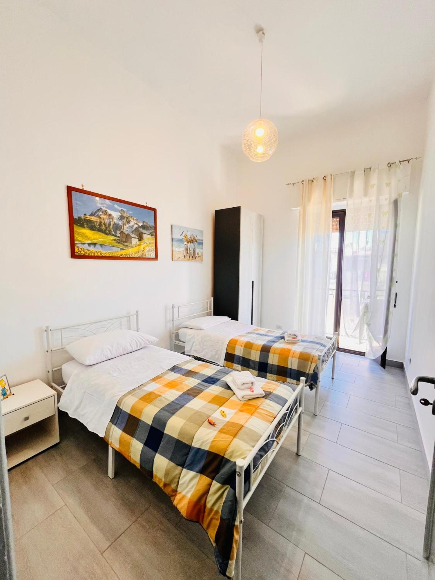 Casa Vacanza Cuto Bagheria Bagian luar foto