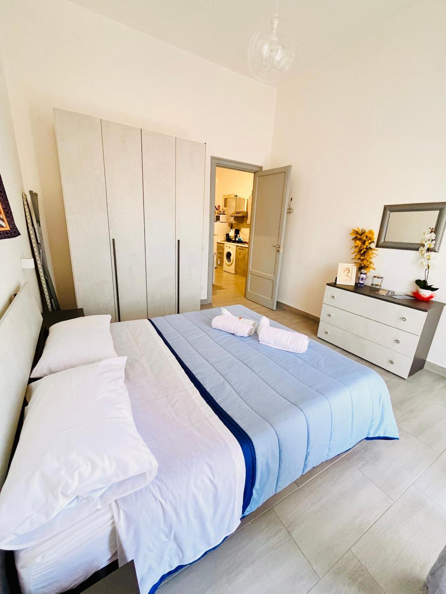 Casa Vacanza Cuto Bagheria Bagian luar foto